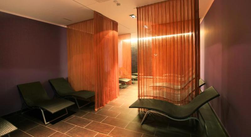 Rimske Terme - Hotel Zdraviliski Dvor 림스키타플레스 외부 사진
