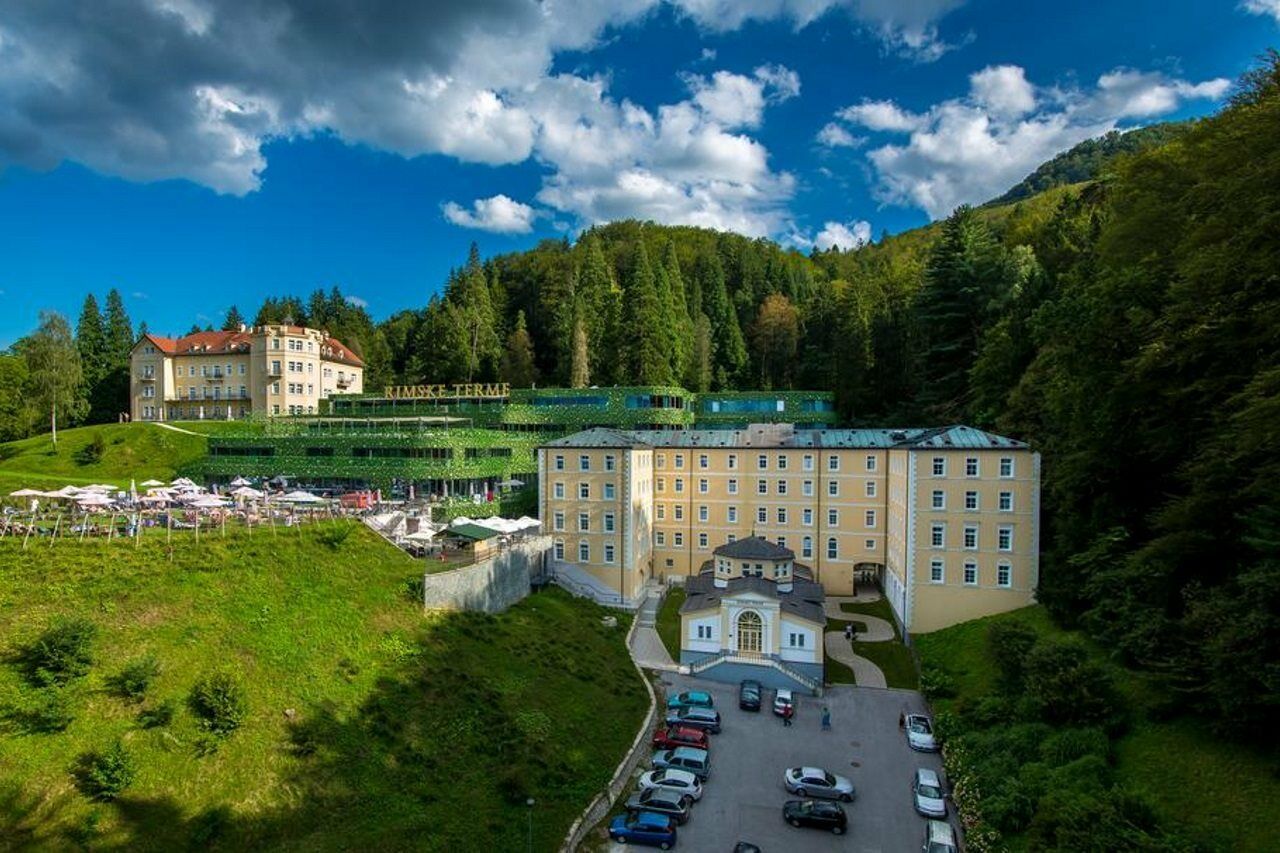 Rimske Terme - Hotel Zdraviliski Dvor 림스키타플레스 외부 사진